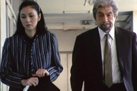 人妻たちの事件簿シリーズ２ 「鏡の中の未亡人」ほか４作品
【昭和の名作ライブラリー 第174集】